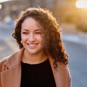 Meet your Posher, Aurora